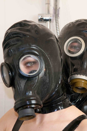 18 year old girl Katya spits out cum after virginity losing intercourse